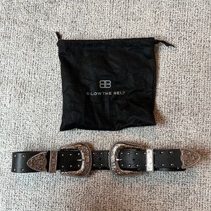 B-low the belt Bri-Bri waist belt size S